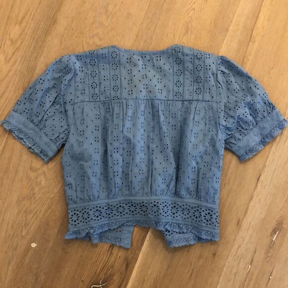 J. Crew Women’s blouse with detail - Picture 2 of 3